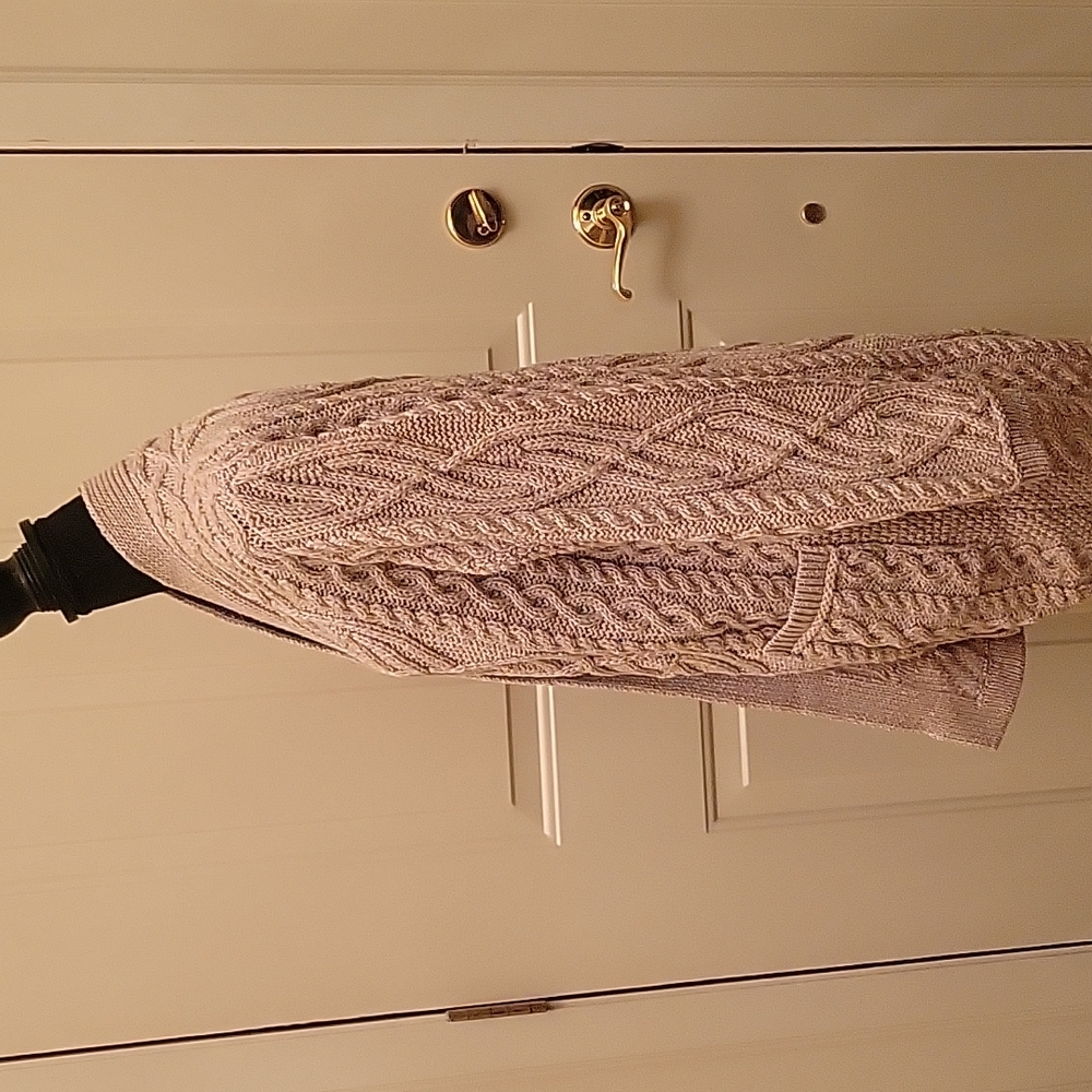 Aran Crafts 100% Irish wool cardigan Grey - Picture 5 of 7
